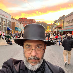 Meet your Posher, Andrew